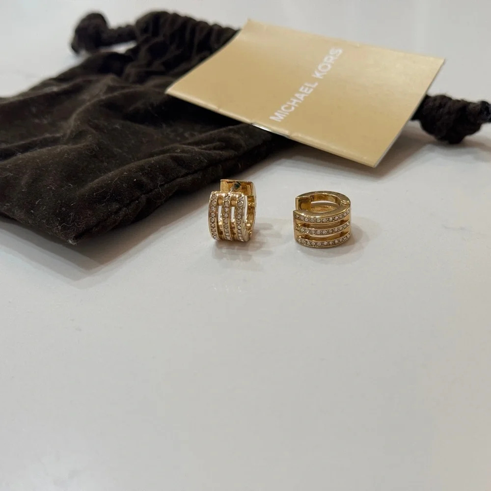 Michael Kors Pave Bar Huggies - yellow gold - Picture 4 of 8